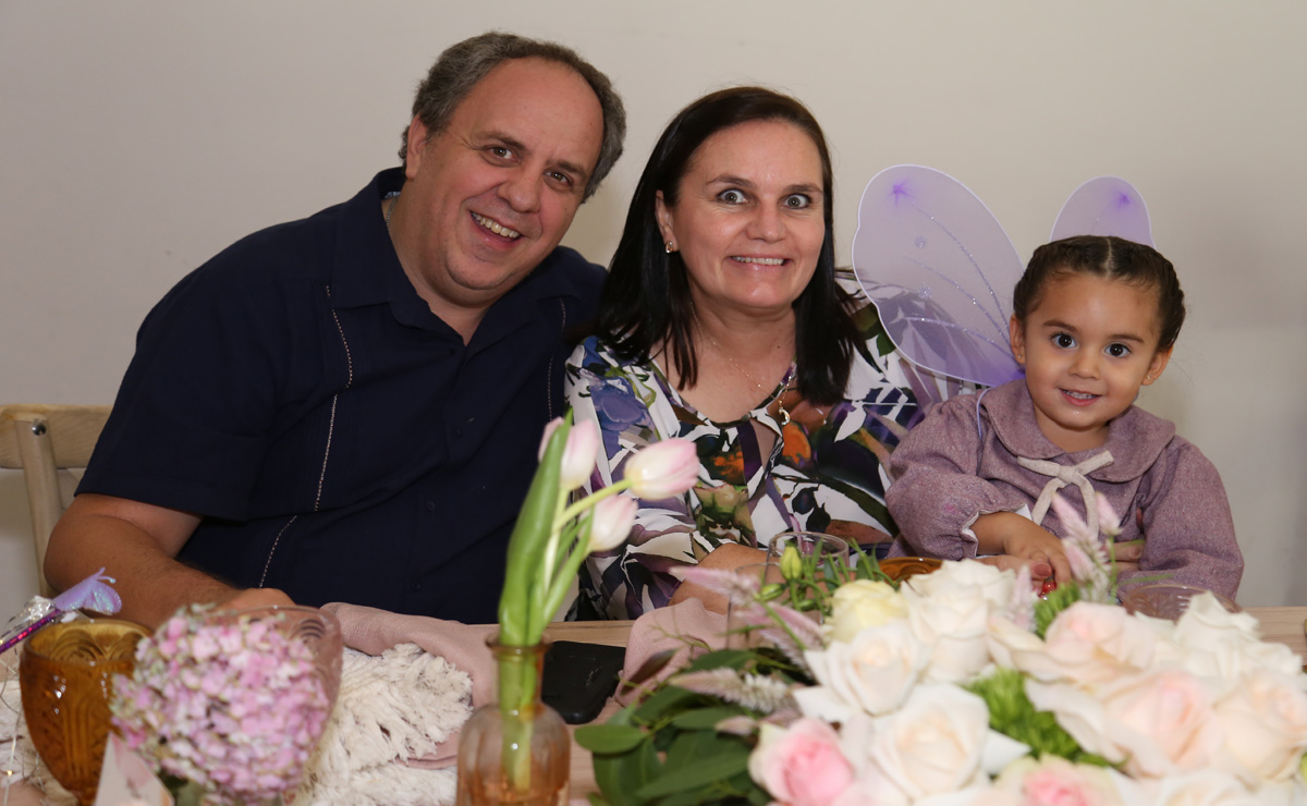 José, Cecilia y Elena