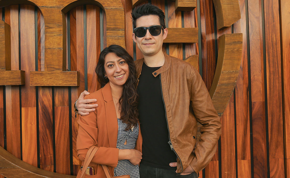 LIA CANO Y ALEJANDRO AYALA