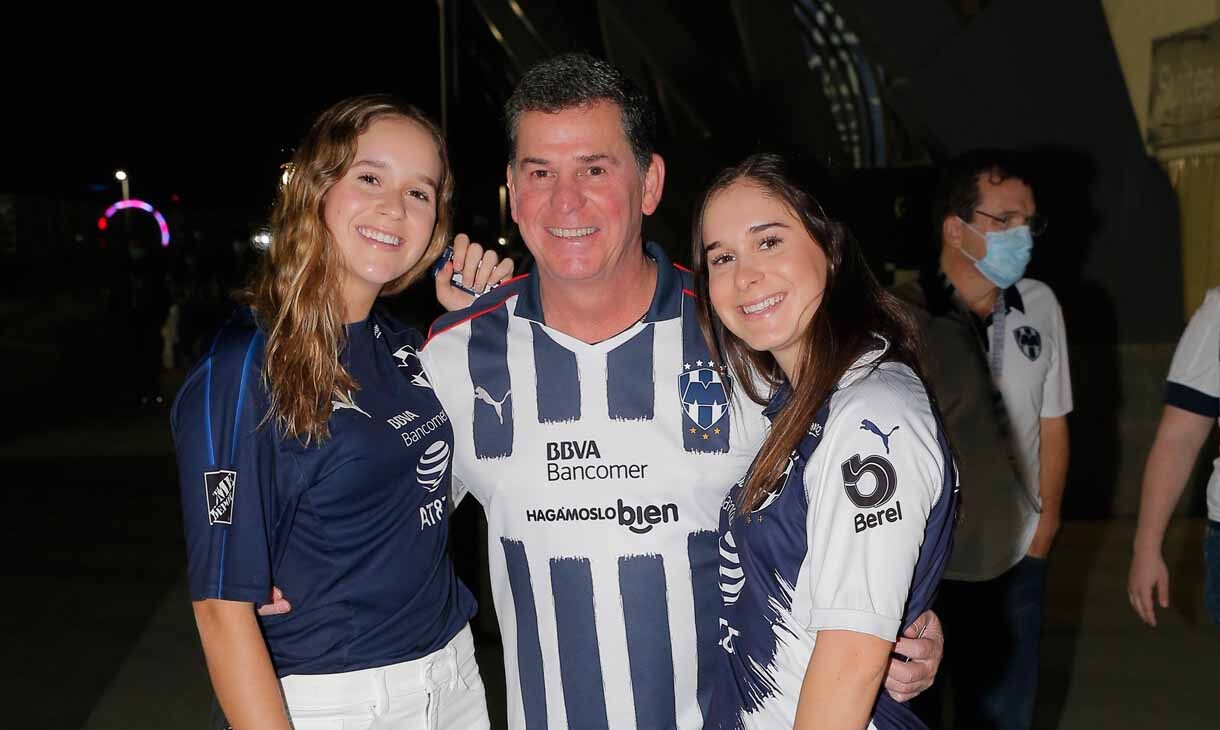 Mónica Elizondo, Fernando Elizondo y Regina Elizondo