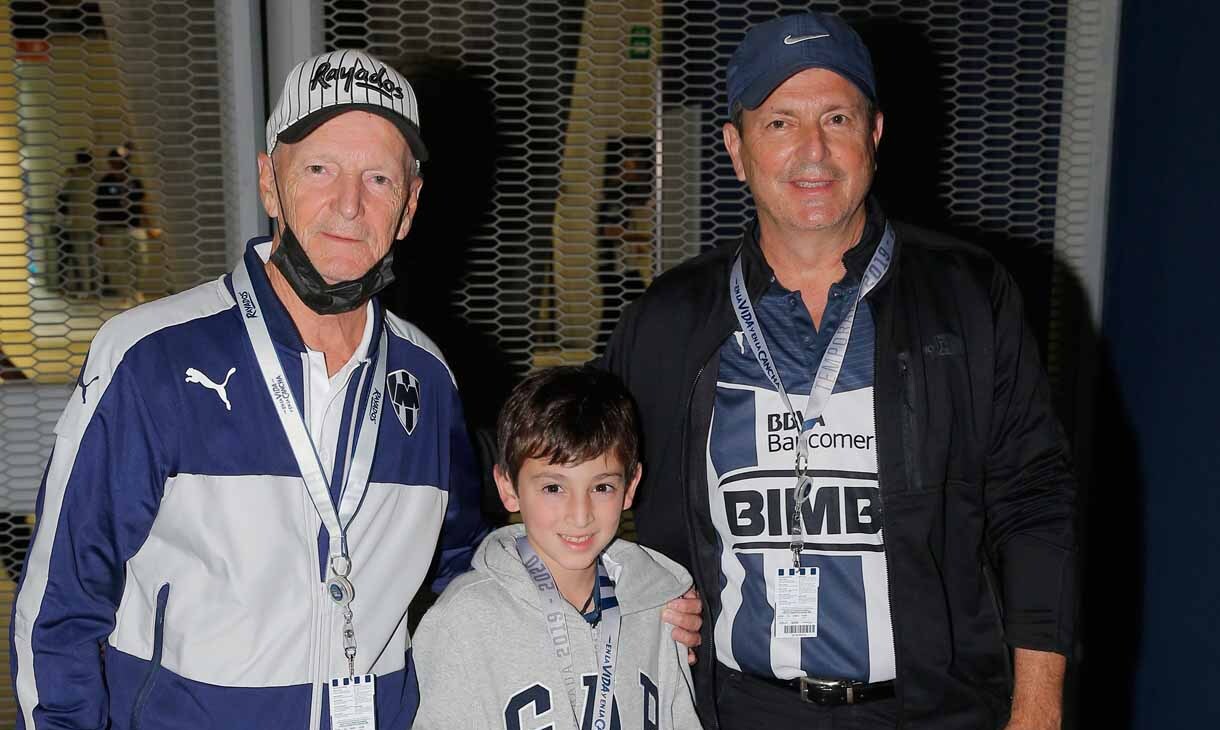 Raúl González, Fernando González y Mateo Garza