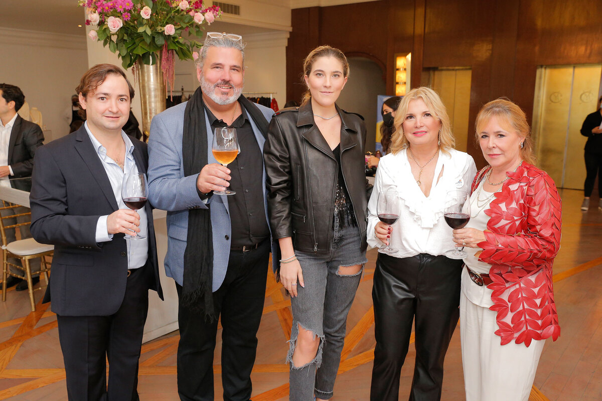 Andrés Gutiérrez, Javier Lozano, Christianne Lozano, Paty Rodríguez de Coronado y Clara Gutiérrez de Gutiérrez