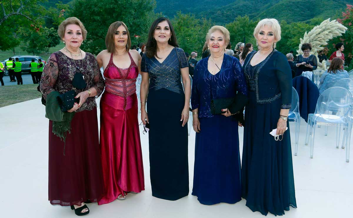 Bertha Rojo, Laura Verduzco, Martha Verduzco, Dalia Rojo y Blanca Rojo / Fotos: Omar Valdez