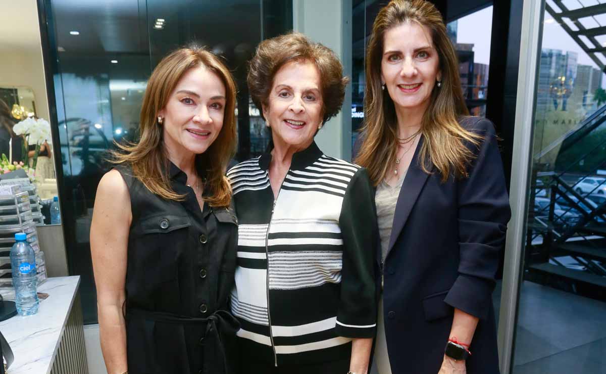 Mague Villarreal de Assad, Susana Loperena de Villarreal y Susana Villarreal / Fotos: Omar Valdez