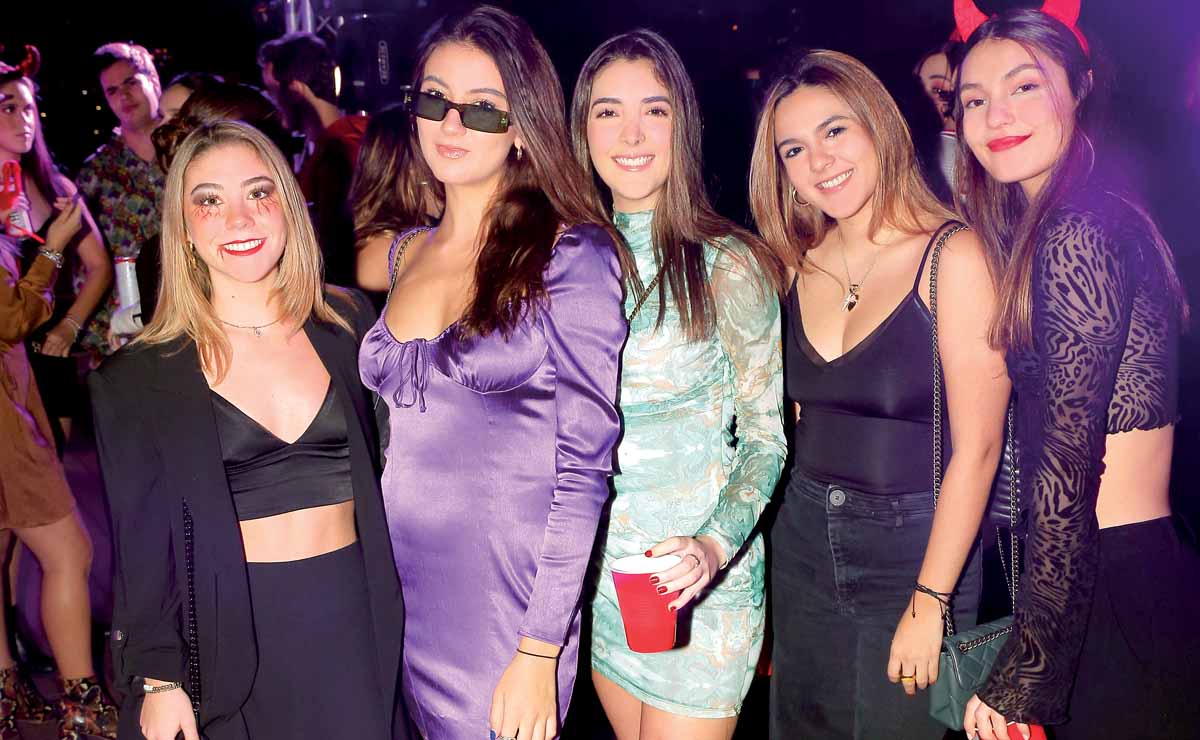 Paulina Gonzalez, Natalia Barrenechea, Andrea García, Mayra Campo y Tania Félix / Fotos: Daniel Saldívar