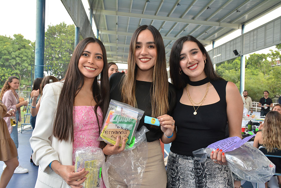 Mirelle Jardon, Fernanda Solís y Andrea Gutiérrez