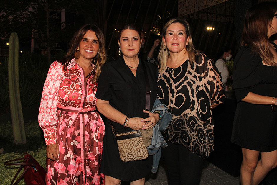Carola Sandoval, Emma Solórzano y Chapis Fregoso