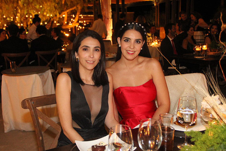 Claudia González y Alexa Roca