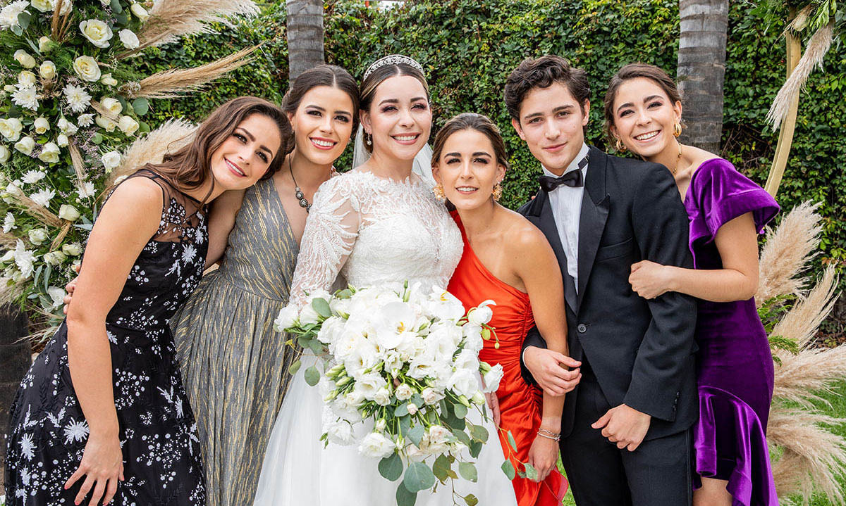 María José Sánchez, Mari Sol Sánchez, Ana María Sánchez, Carmen María Sánchez, Pedro Sánchez y Montserrat Sánchez