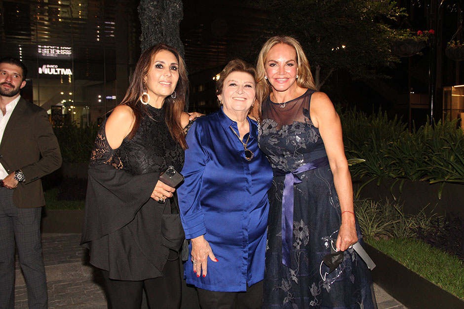 Geraldina Herrera, Geraldina Vega de Herrera y Paty Chávez