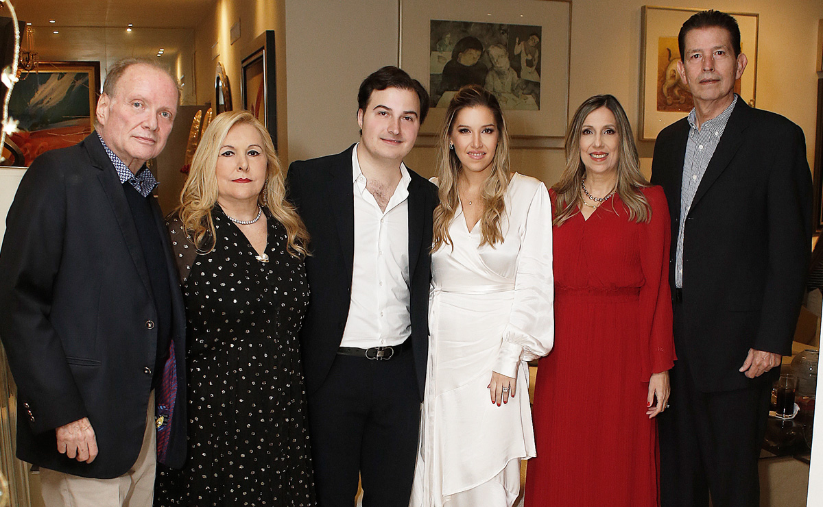 Sharon Back, Myriam Villarreal de Back, Sebastián Meade, Daniela Villarreal, Elsa Gutiérrez de Villarreal y Rafael Villarreal