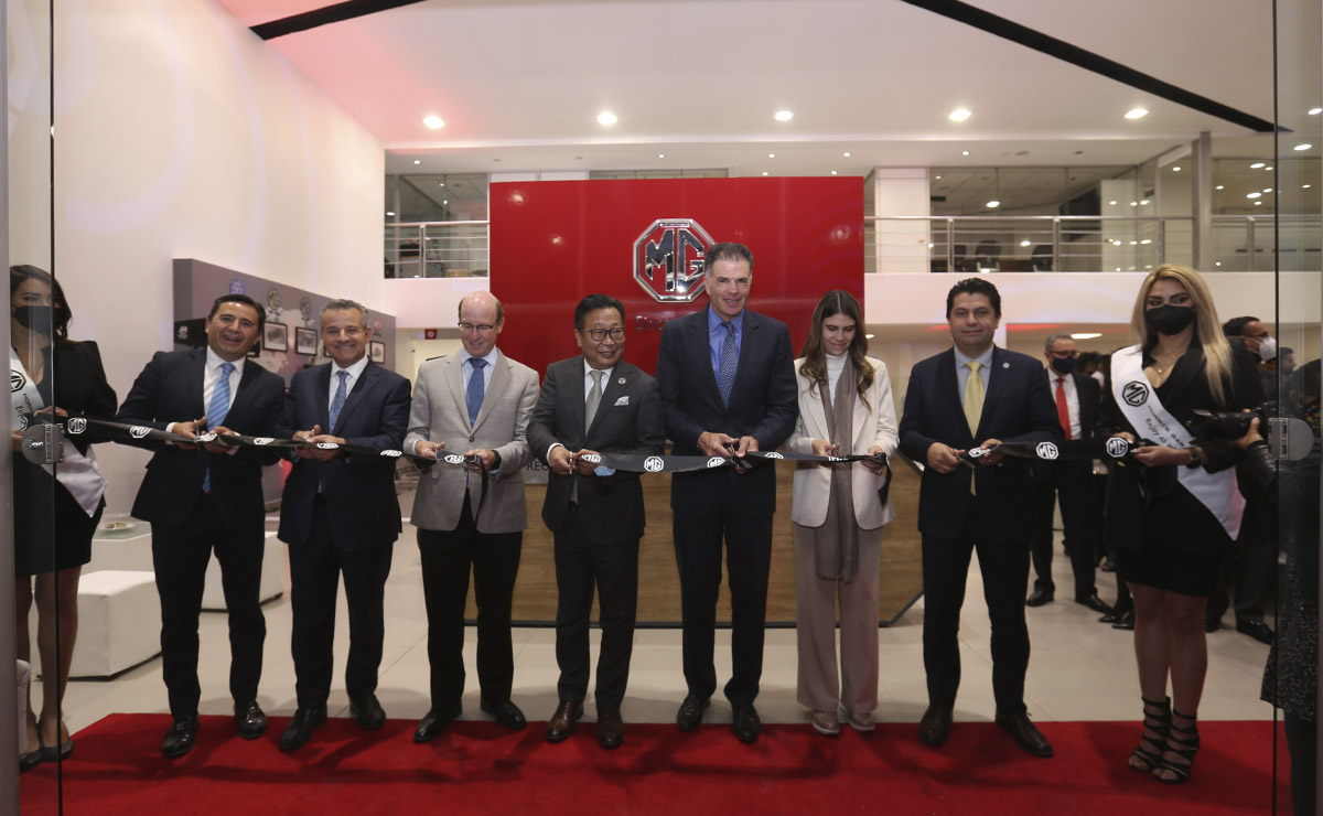 Corte inaugural MG Toluca