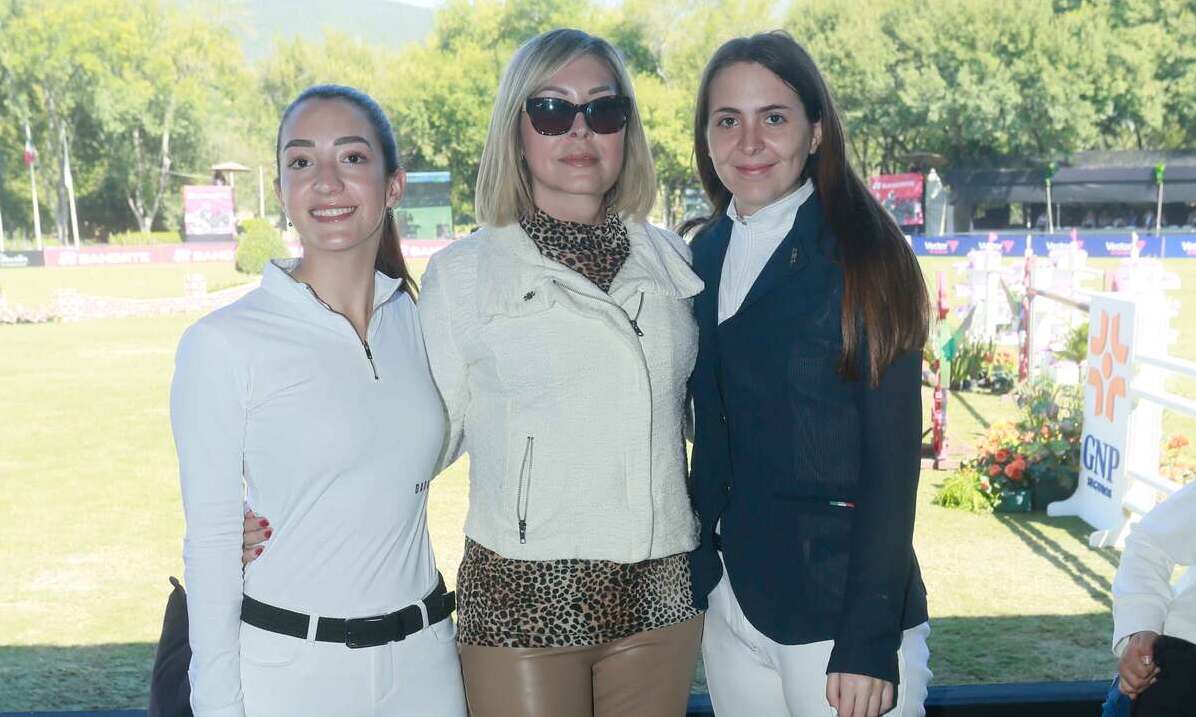 Valeria Martínez, Lilian de Campos y Regina Campos