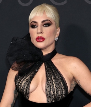 Lady Gaga deslumbra con vestido semitransparente por House of Gucci (Foto: Getty Images)