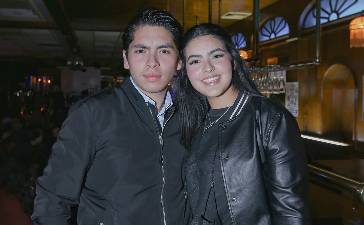 OMAR OLVERA Y CAROLINA ALBARRÁN