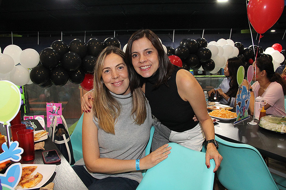 Bety Vega y Gabriela Velázquez.