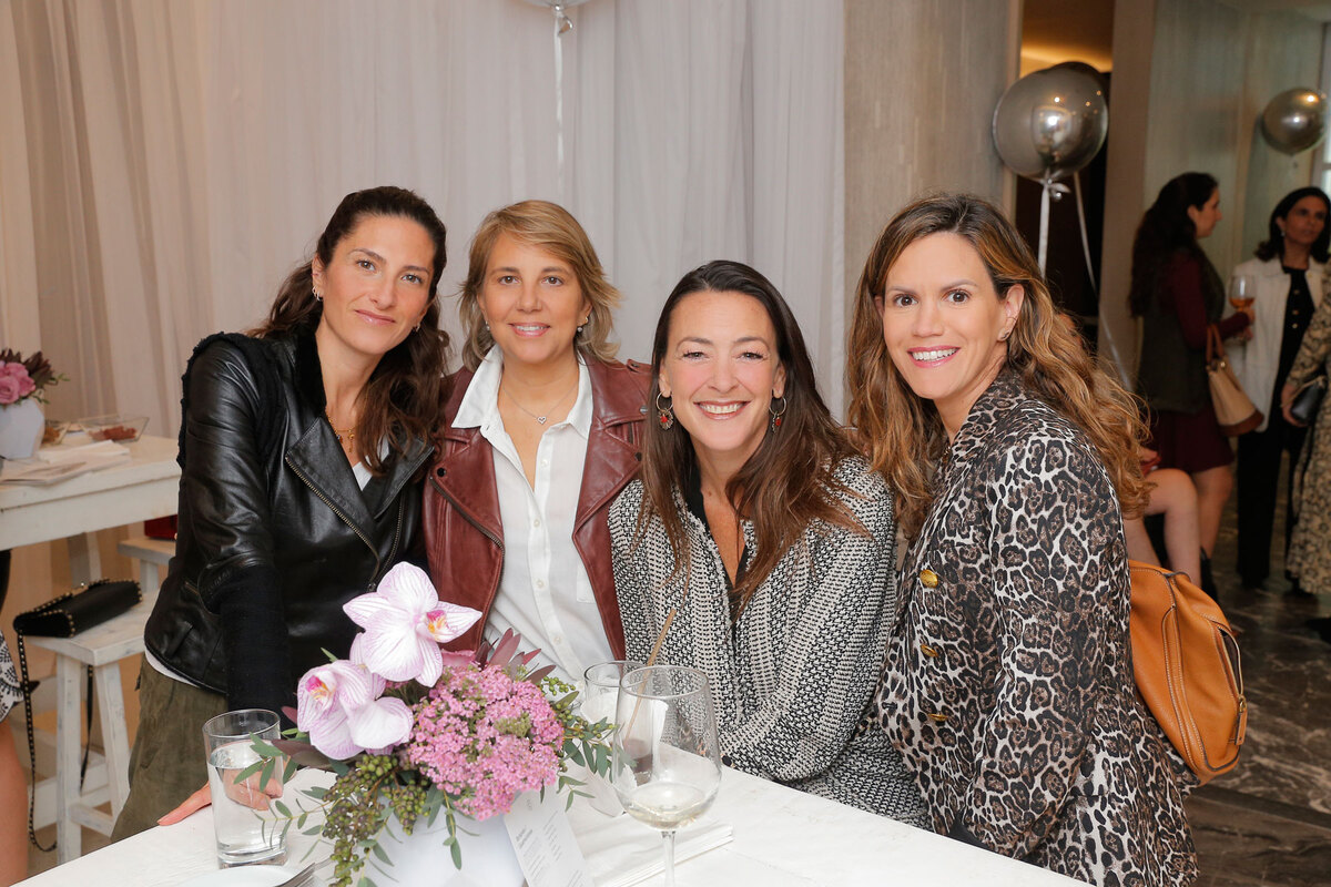 Gaby Garza, Rebeca Garza Buerón, Pilar Cortés de Cors  y Claudia Barrera