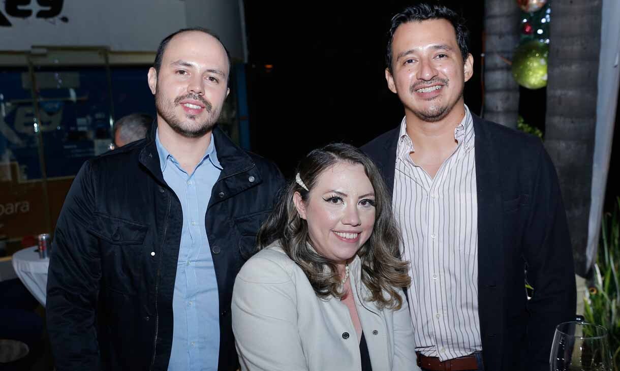 Denis Simois, Paulina González y Octavio GutierreZ