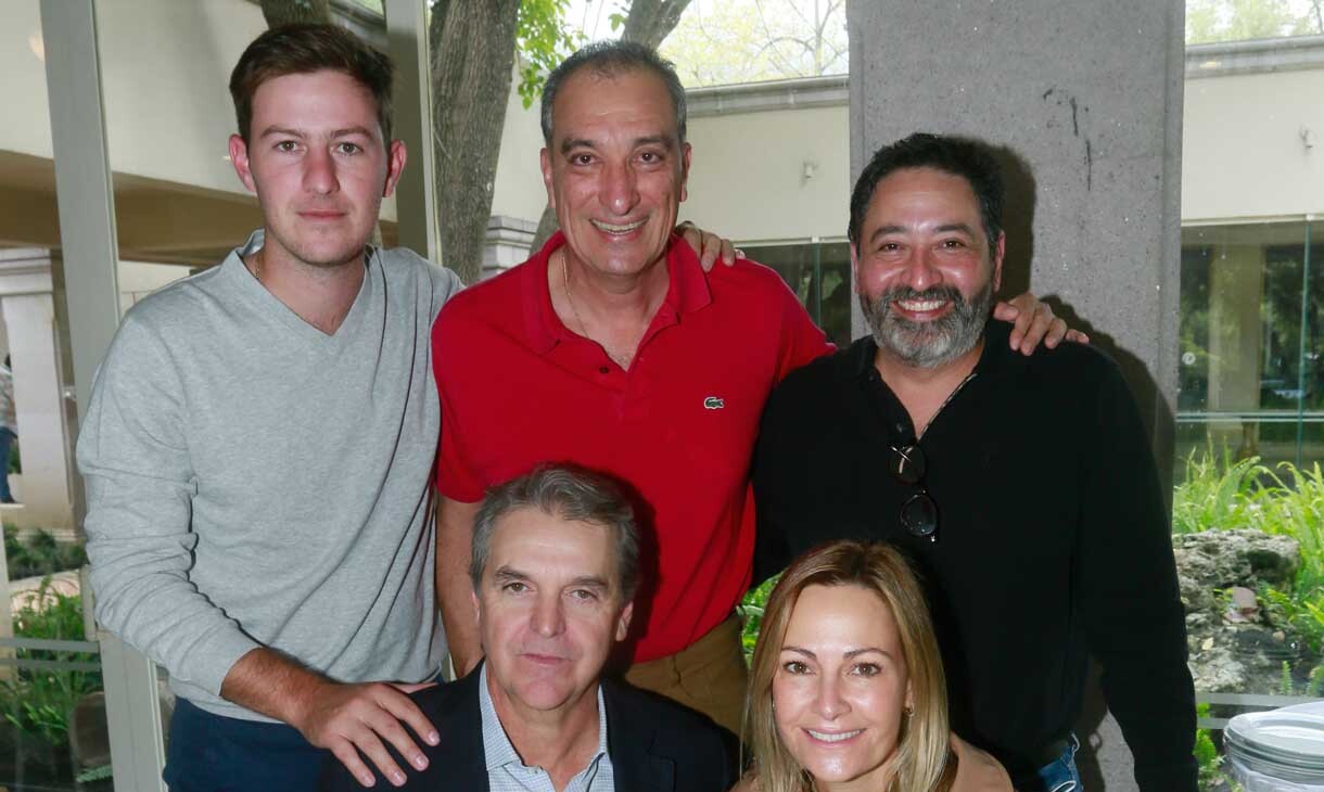 Mauricio Llovera, Luis Lavalle, Oscar Sánchez, Alejandro Martínez y Yolanda de Martínez