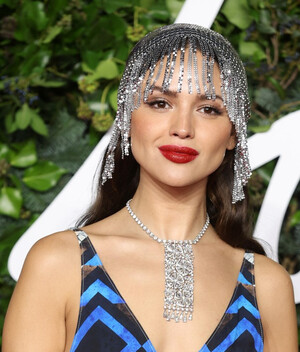 Eiza González en los Fashion Awards 2021. (Foto: Instagram).