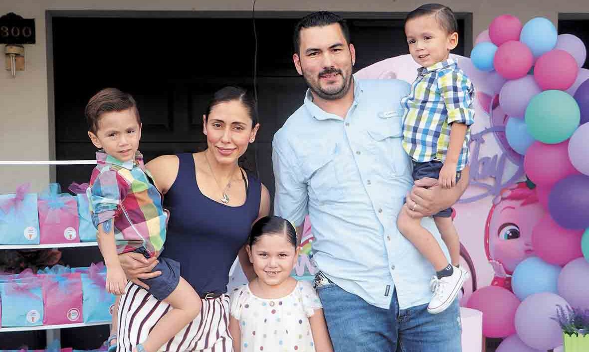 Elías Plaza, Zandra Lozano, Ana Sofía Plaza, Erick Plaza y Erick Plaza / Fotos: Dennis Hernández