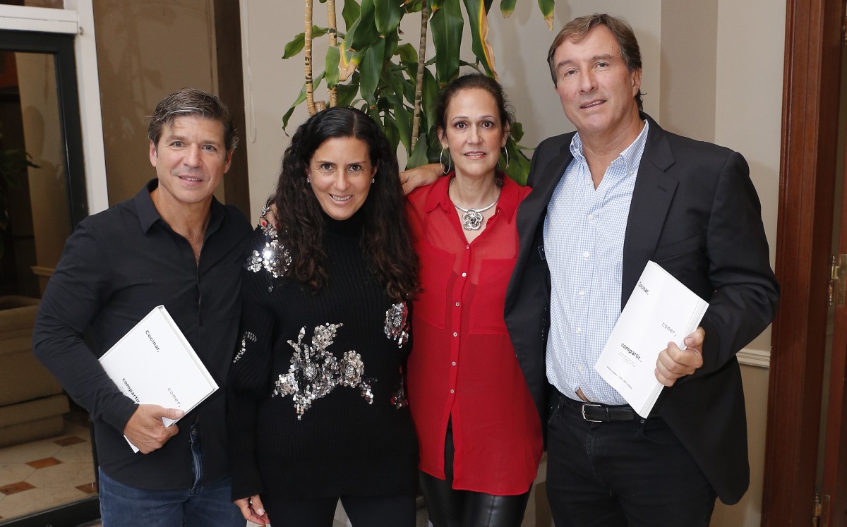 José Alberto Herrera, Claudia Farías de Herrera, Marcela Merino y Carlos Mauleón  / Foto: Daniel Saldívar