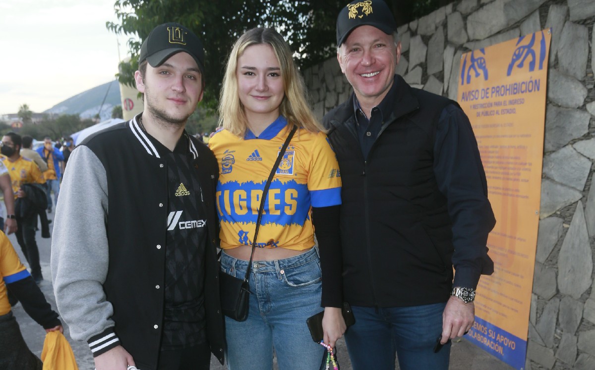 Manuel Sanmiguel, Lorenza Sojo y Manuel Sanmiguel / Foto: Omar Valdez