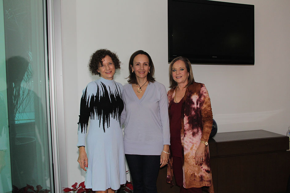 Lourdes Gallardo, María José Vergara y Cristina Vergara