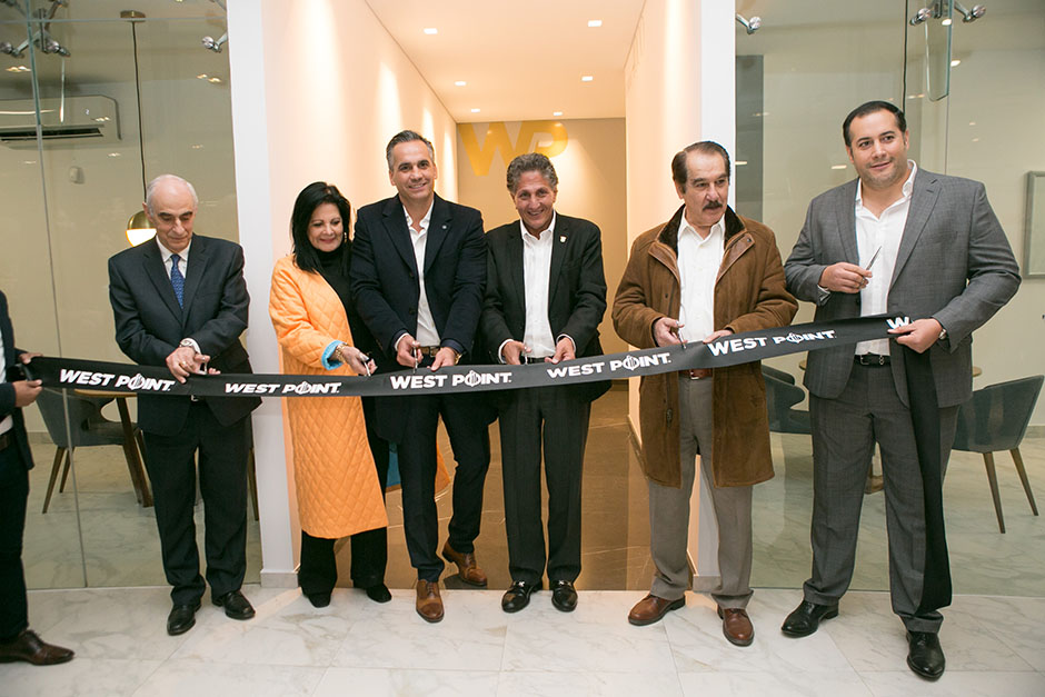 Roberto Stark, Rosalía del Castillo,  Juan Carlos Leaño, Antonio Leaño y Nicolás Leaño (2)