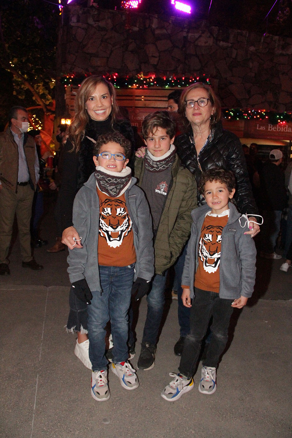 Piccolina Sainz, Marcela Díaz, Matías Barba, Juan Barba y Camilo Barba