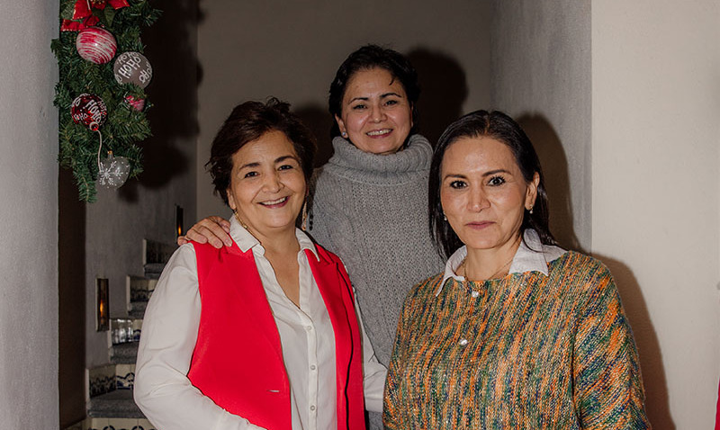 Maricarmen Lupita y Verónica Villalba