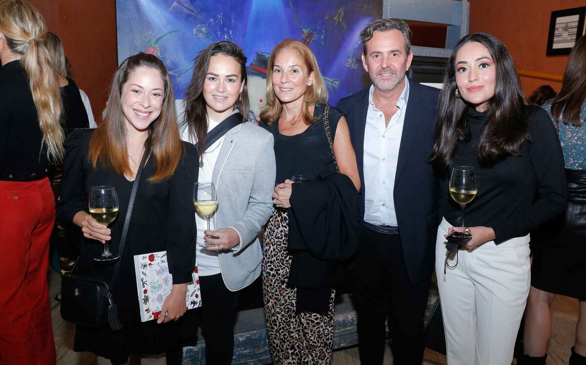 Elisa Garza, Gaby Guajardo, Eva Ramírez, José Carlos Fernandez y Ciara Franco