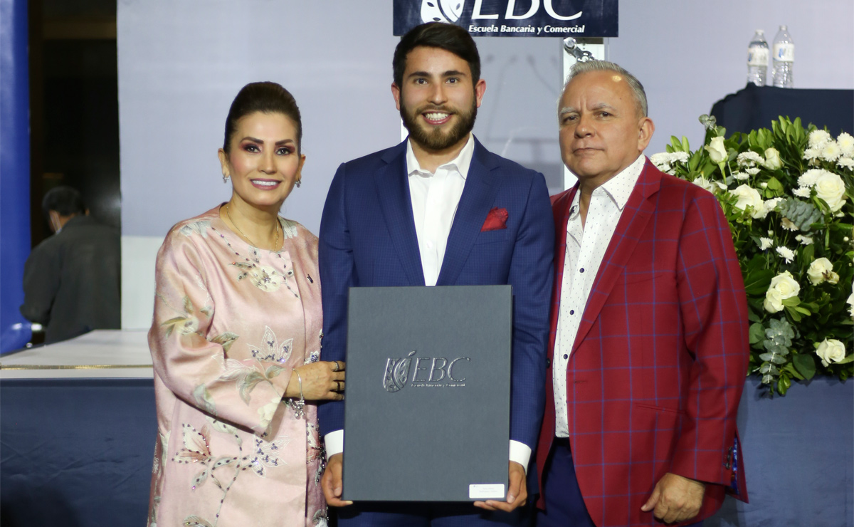 María Esther Santos, Juan Pablo Rodríguez y Julio Rodríguez. Foto: Aarón Solís