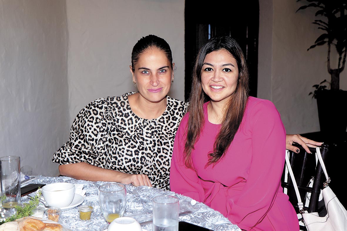 Ivonne Feres y Paulette Bello / Foto: Dennis Hernández