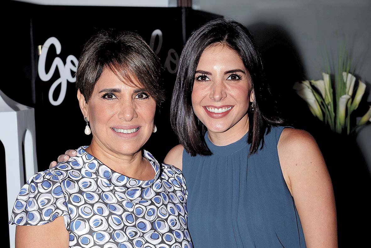 Tita Pérez y Paulina Manautou / Foto: Dennis Hernández