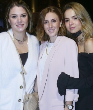 Amanda Versteeg, Ileana Torres y Vale Meade  / Foto: Omar Valdez