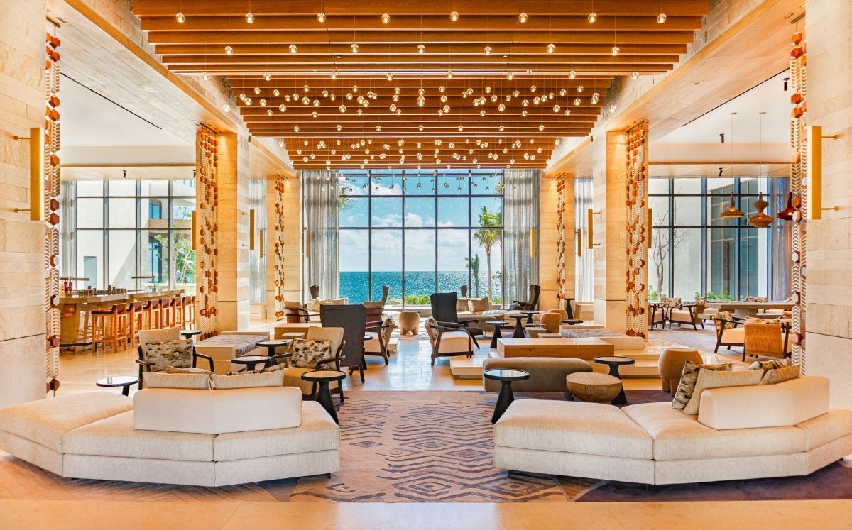El hotel cuenta con muchas areas comunes