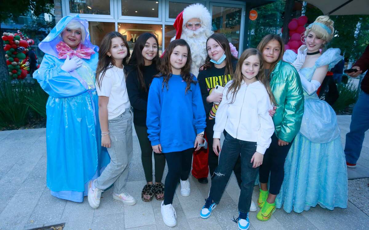 Isabella Chapa, Matilda Carlin, Carolina Elizondo, Constanza Ortega, Sophie Schwarz y María Andrea Fed