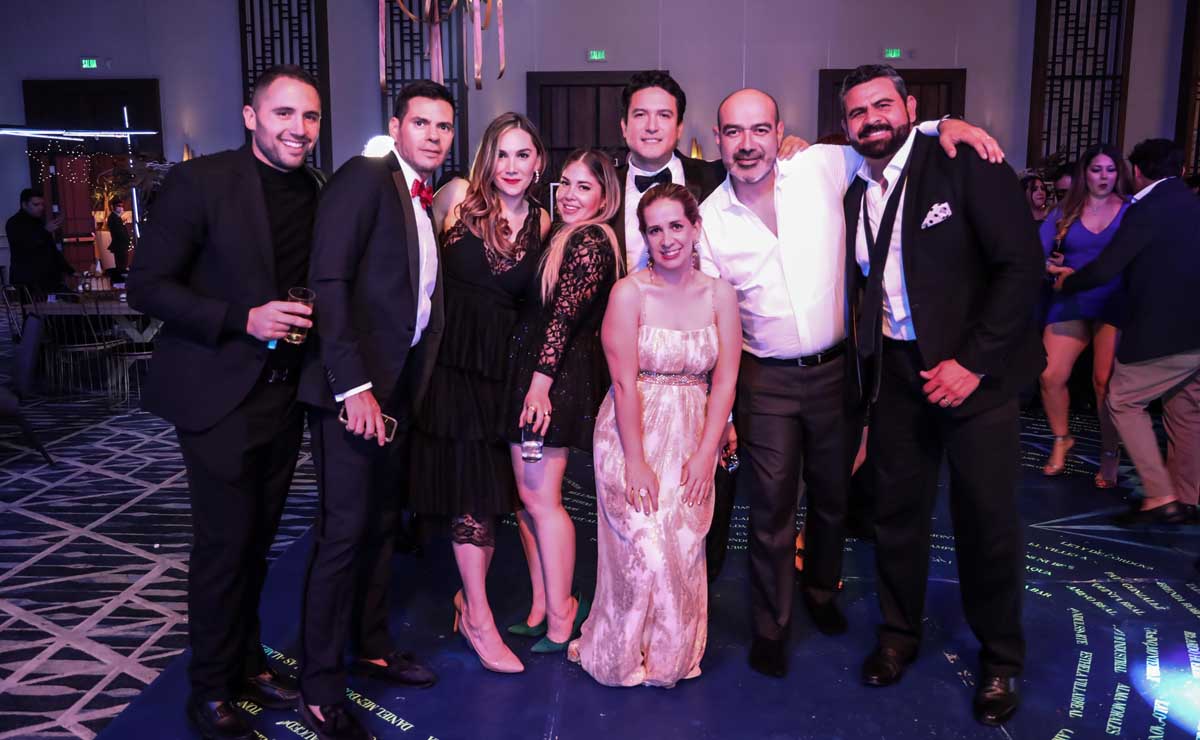 Marcelo Álvarez, Christian de la Huerta, Mónica Rocamontes, Valeria Alanís, Cynthia Villarreal, René Carreño, Joel Huerta y Omar Dávila / Fotos: Édgar