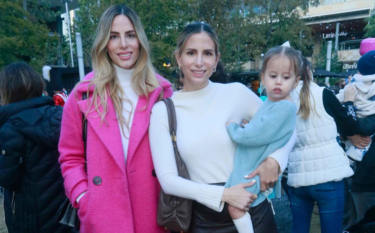Nora Garza, Gabriela Garza e Isabel de Villasante