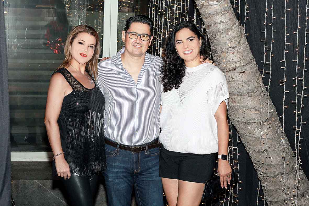 Adriana García, Héctor Moreno y Tania Rodríguez / Fotos: José Chang