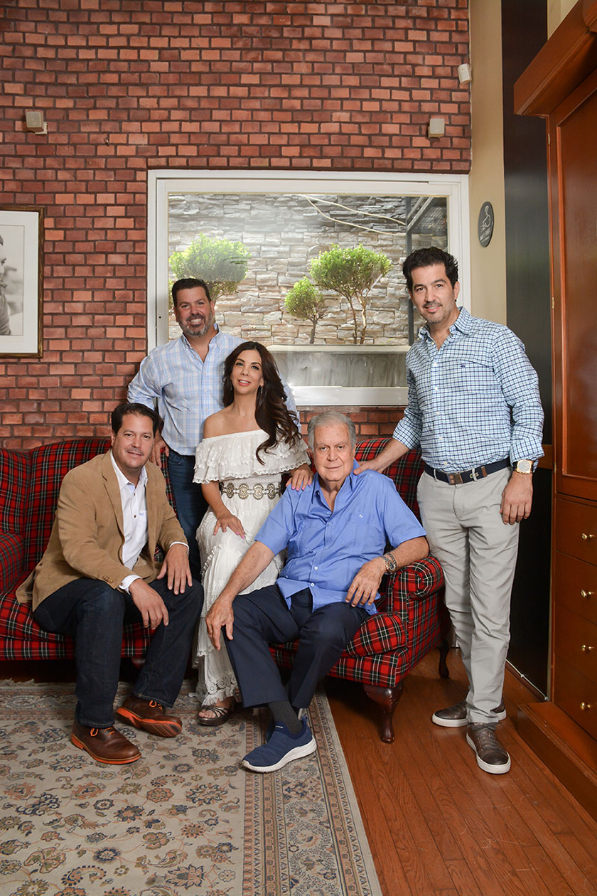 Alejandro Gómez, Pablo Gómez, Aurora Gómez, Ignacio Gómez España y Eduardo Gómez