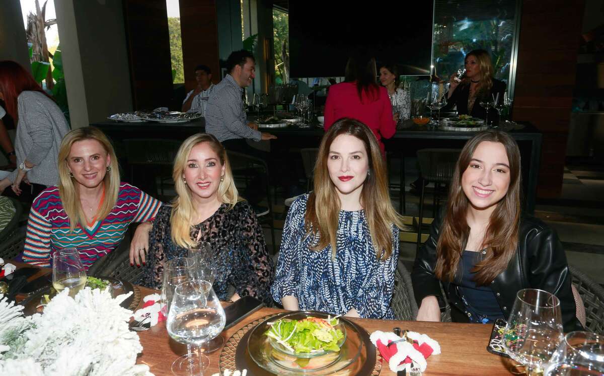 Gaby Garza de Gracida, Isa Gutiérrez, Gaby Espinosa de Kuri y Bibian Álvarez