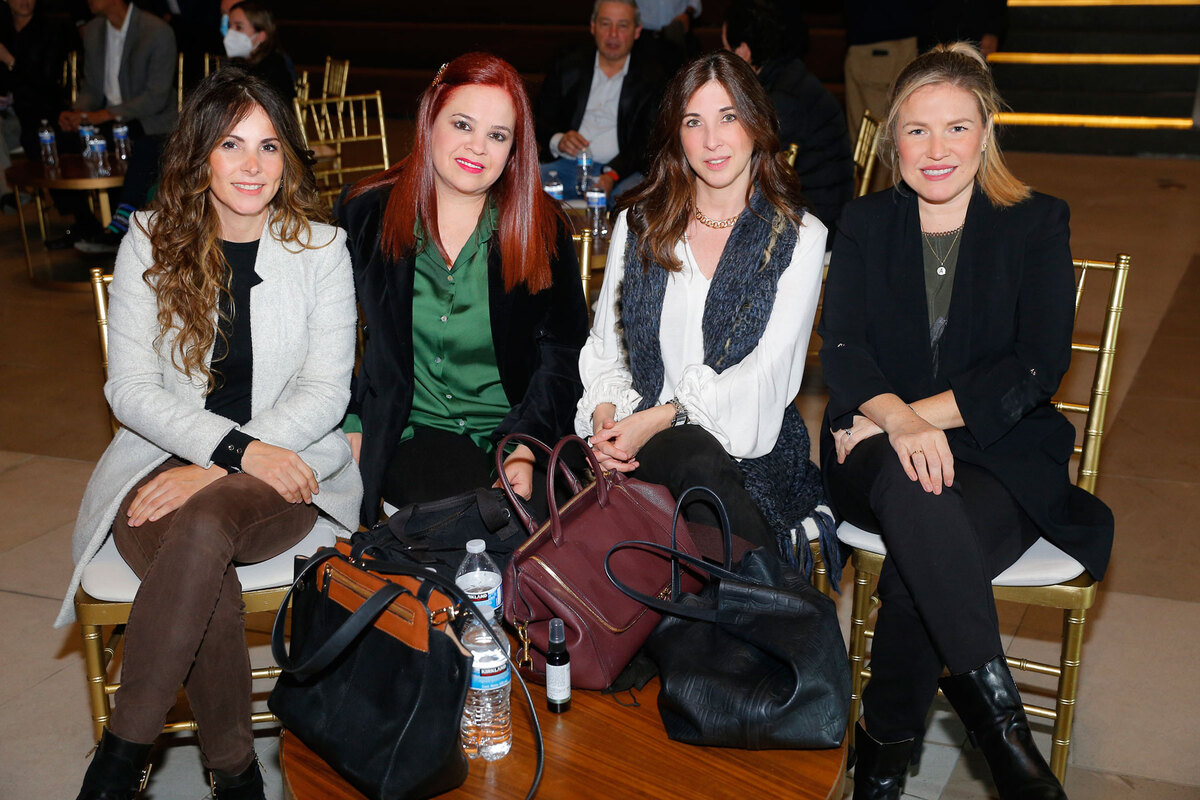 Liliana Mercado, Lizette Cavazos, Catalina Sauvignon y Adriana García