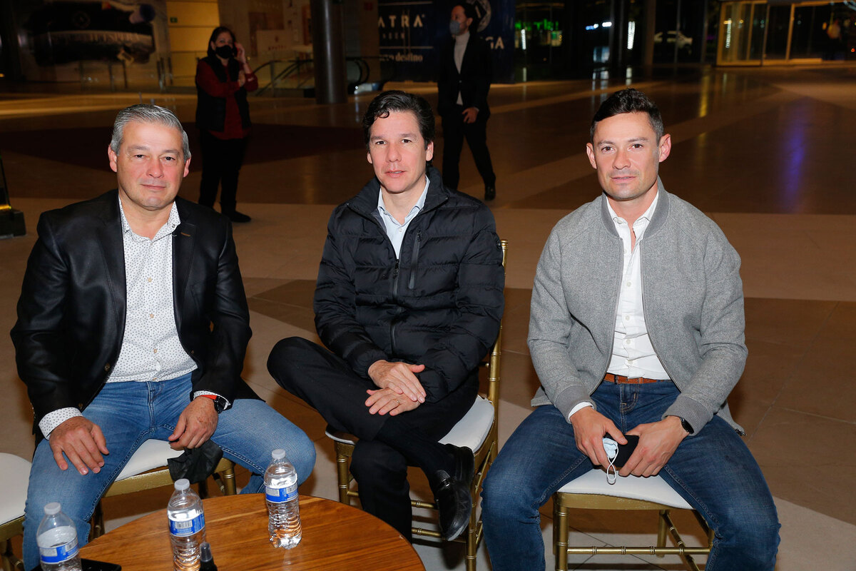 Raúl Villarreal, Alberto Rodríguez y Juan Mario Bernal