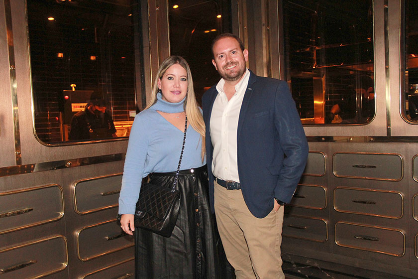 Yvonne Orendain y Juan Pablo Carrillo