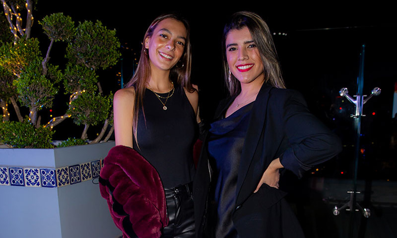 Daniela PrudHomme y Paola Campos