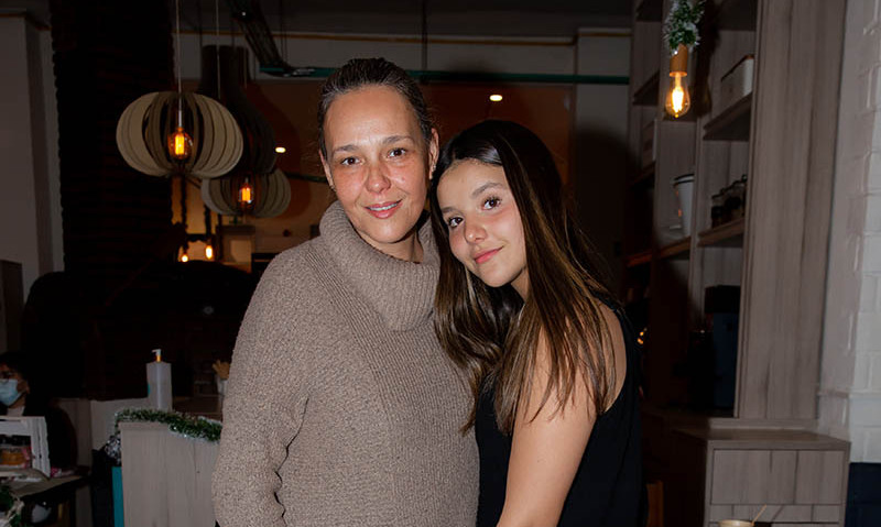 Alejandra Diz y Antonella Mijares
