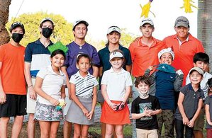 Escuela Infantil Juvenil de Golf del Club Lagunas de Miralta  / Foto: José Chang