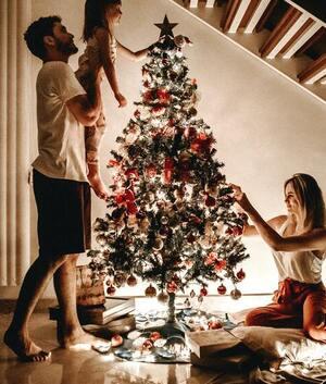 Lenguaje inclusivo: piden cambiar la frase Feliz Navidad. (Foto: UnSplash).