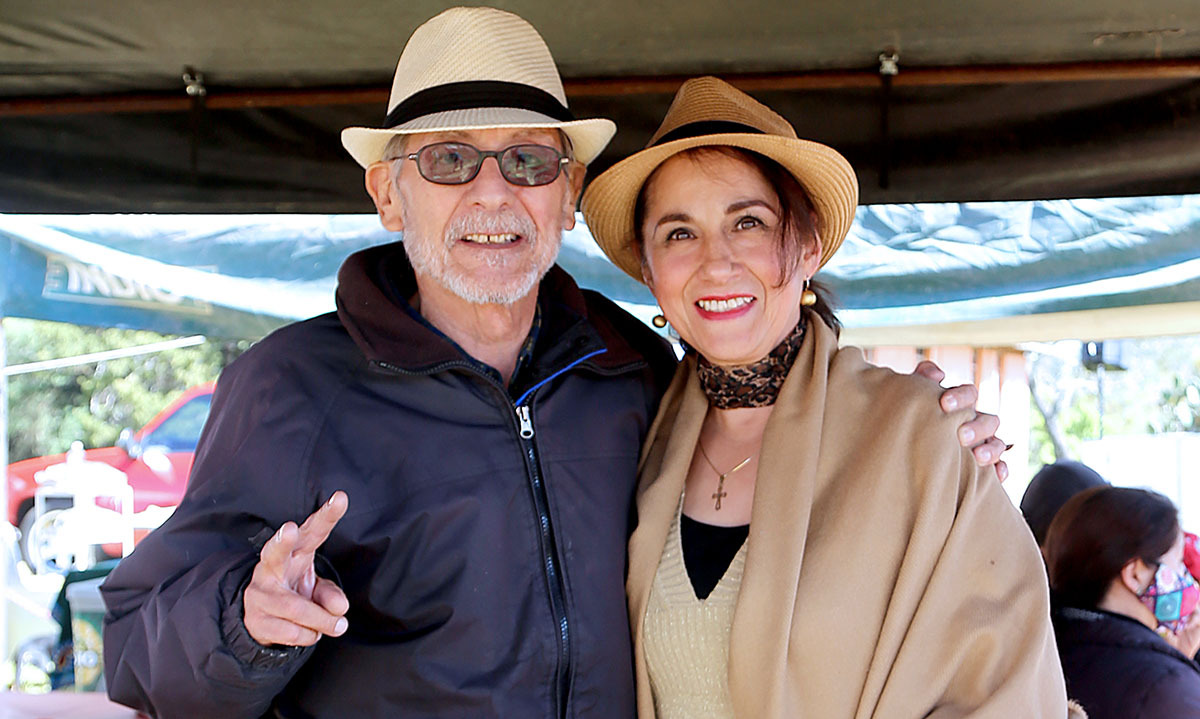 ALBERTO MONTOYA Y SARAY MENDOZA